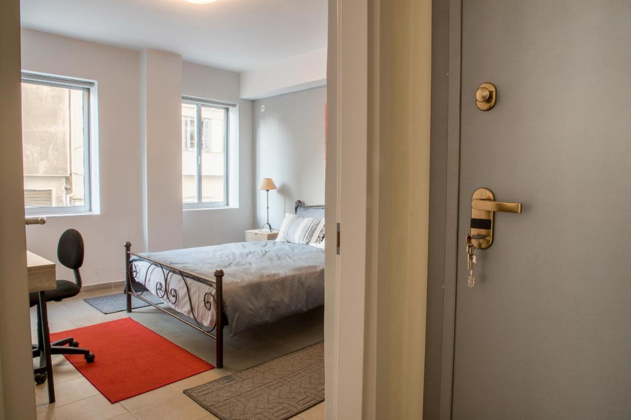Ferienwohnung Diamerisma-Grafeio Piräus Exterior foto