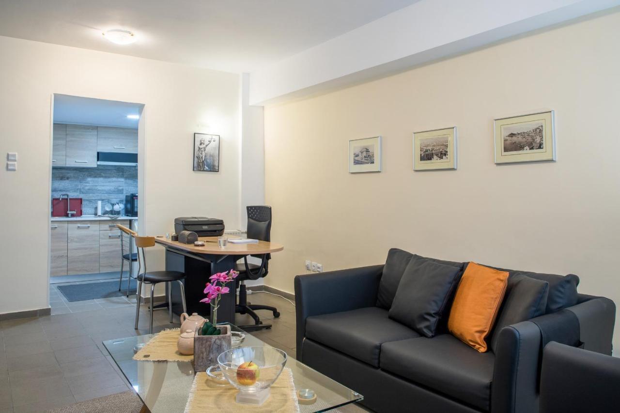 Ferienwohnung Diamerisma-Grafeio Piräus Exterior foto